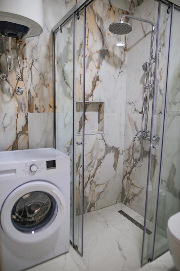 Allure Apartments Ulcinj Esterno foto