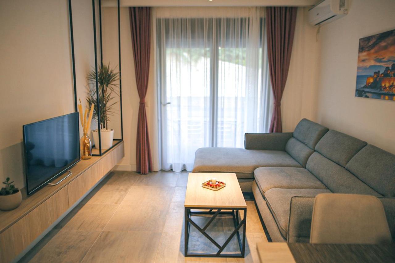 Allure Apartments Ulcinj Esterno foto
